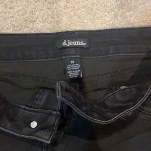 Black Jean Bermuda shorts.